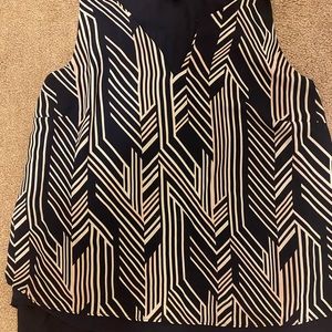 Women’s shirt size large